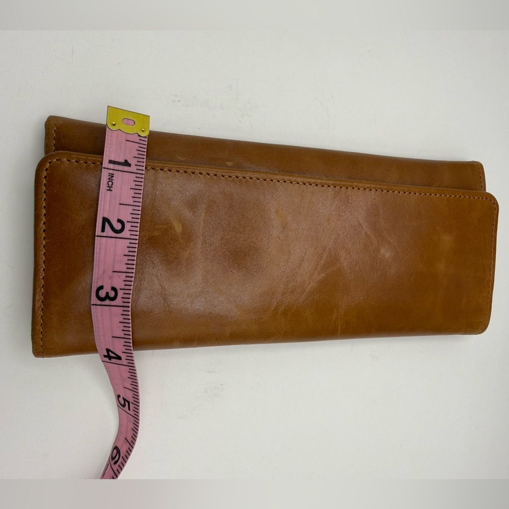 NWOT Hobo International Tan Large Trifold Leather Wallet Sadie Jill - Picture 9 of 9